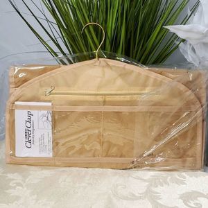 COPY - NWT CLEVER CLASP ORGANIZER